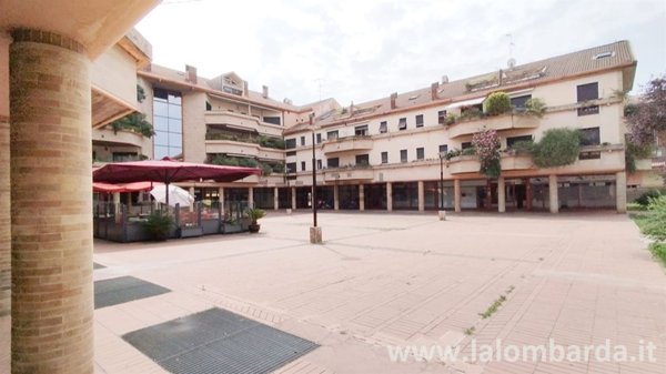 ufficio in vendita a Nova Milanese