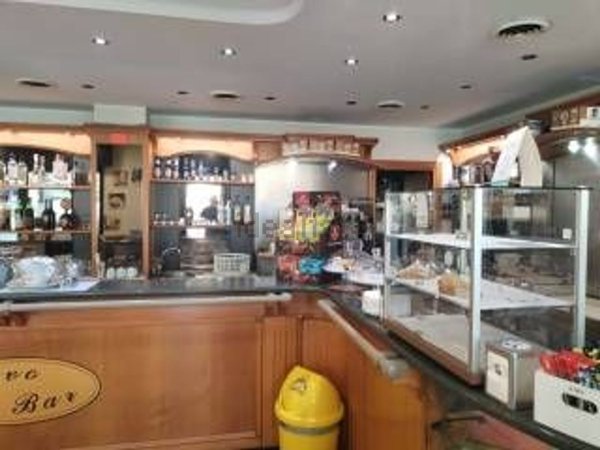 negozio in vendita a Nova Milanese