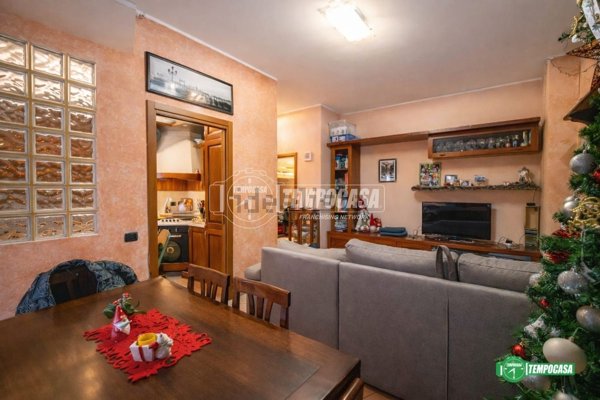 appartamento in vendita a Nova Milanese