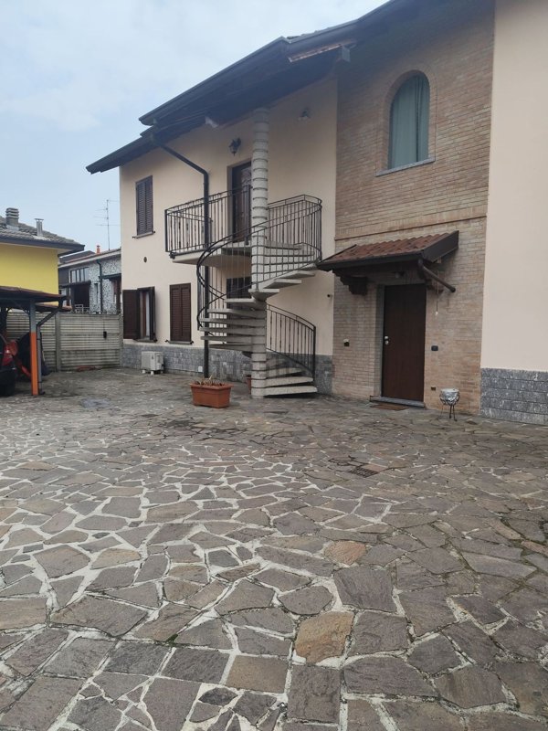 appartamento in vendita a Nova Milanese