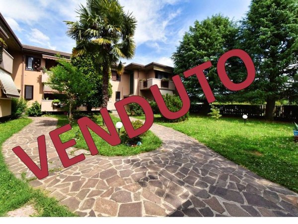 appartamento in vendita a Nova Milanese