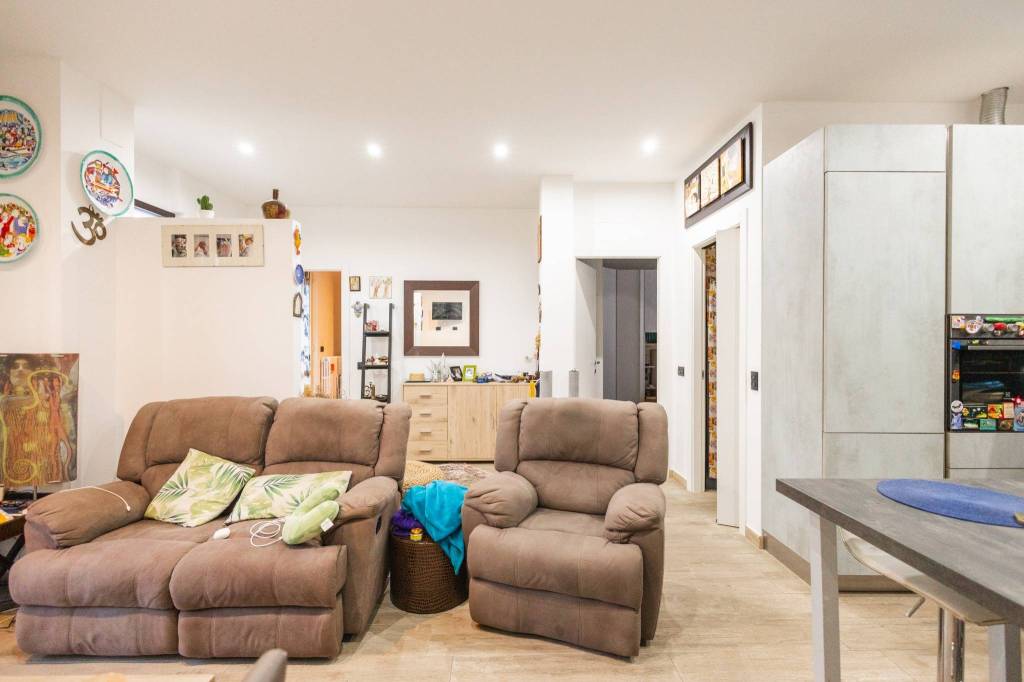 appartamento in vendita a Nova Milanese