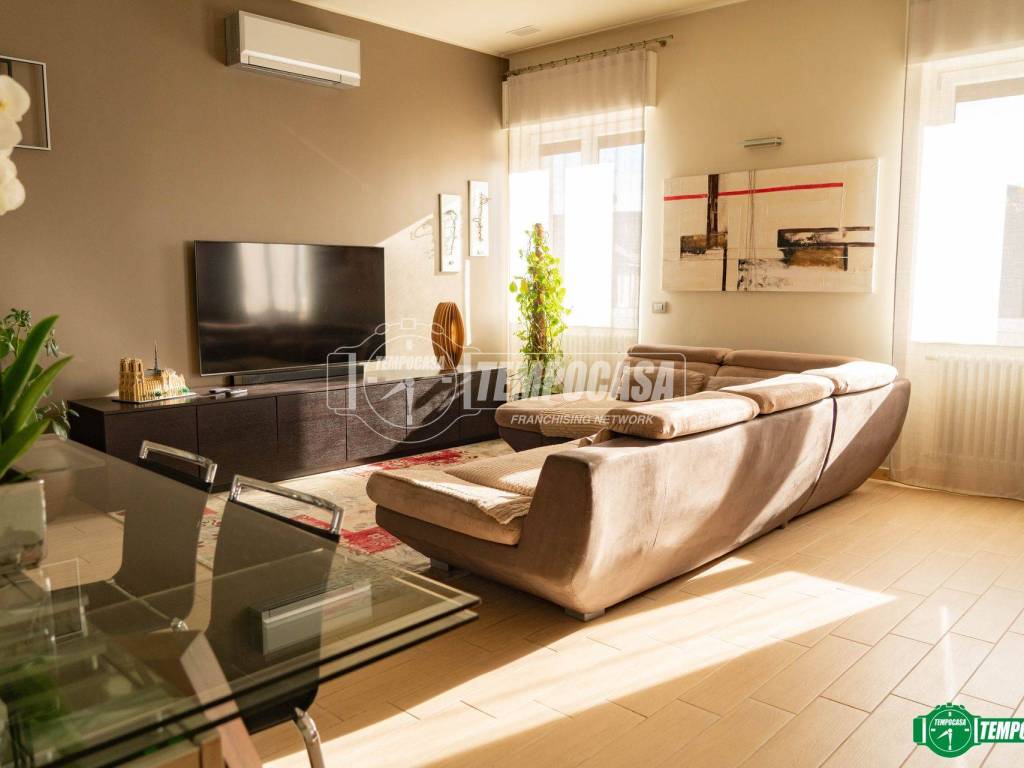 casa indipendente in vendita a Nova Milanese