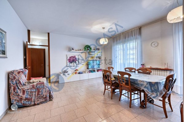 appartamento in vendita a Nova Milanese