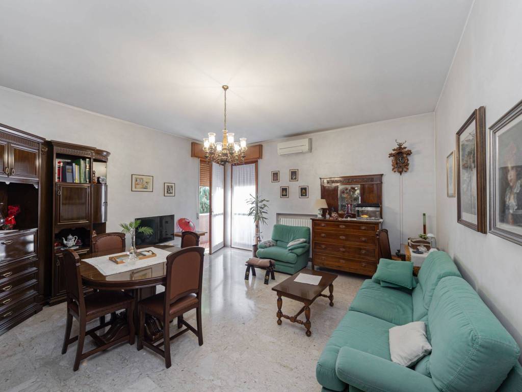 appartamento in vendita a Nova Milanese