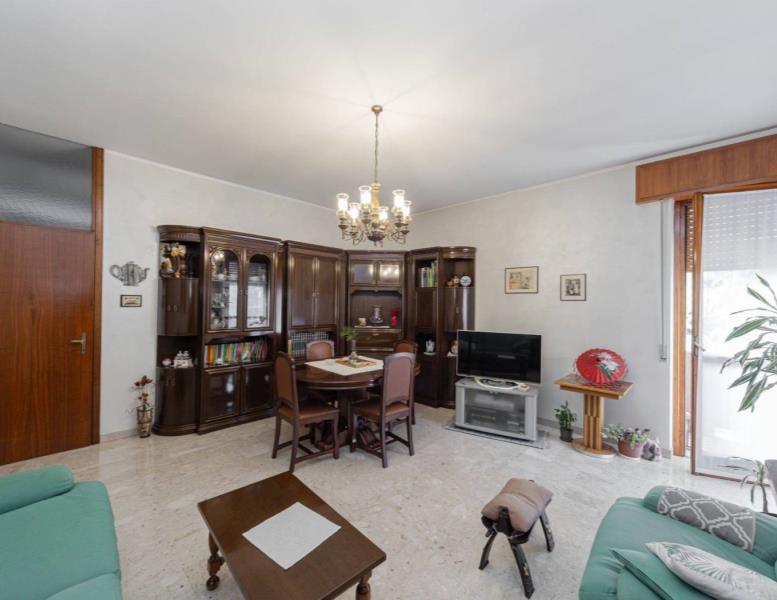 appartamento in vendita a Nova Milanese