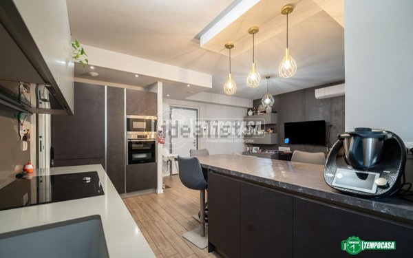 appartamento in vendita a Nova Milanese