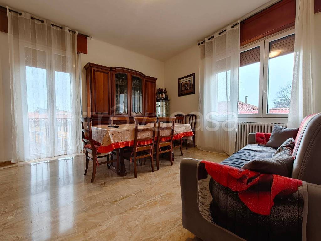 appartamento in vendita a Nova Milanese