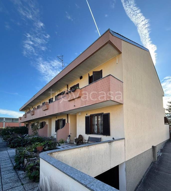 casa indipendente in vendita a Nova Milanese