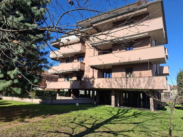 appartamento in vendita a Nova Milanese