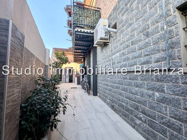 casa indipendente in vendita a Nova Milanese