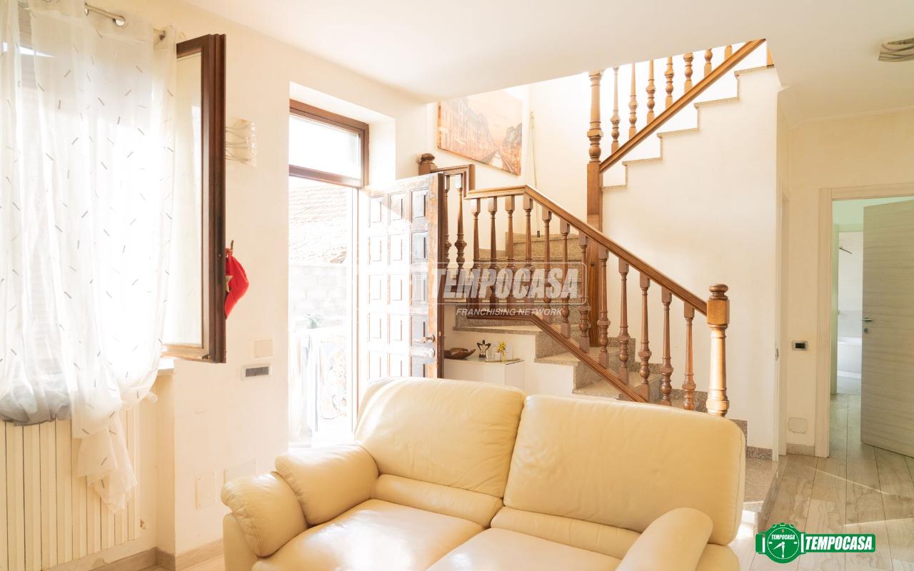 casa indipendente in vendita a Nova Milanese