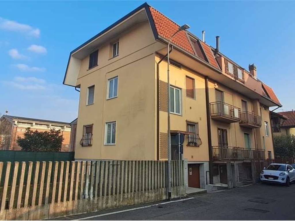 appartamento in vendita a Nova Milanese