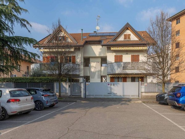 appartamento in vendita a Nova Milanese