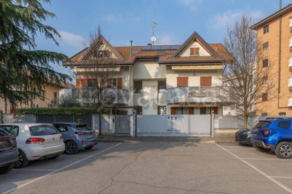 appartamento in vendita a Nova Milanese