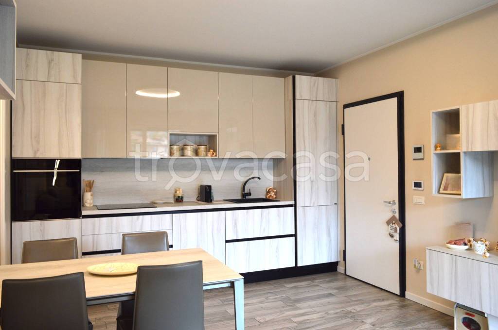 appartamento in vendita a Nova Milanese