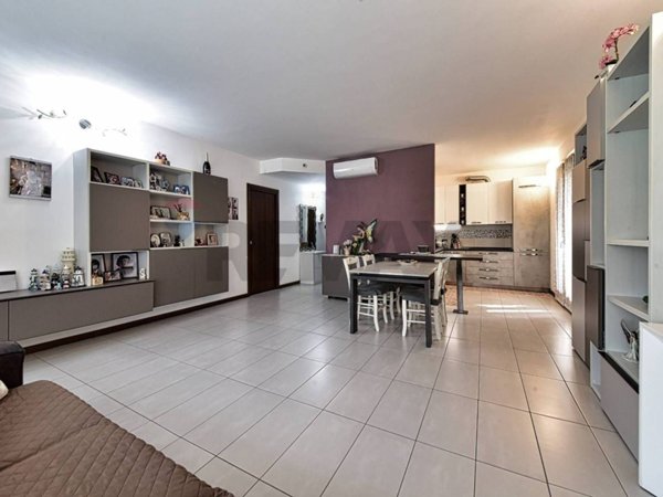 appartamento in vendita a Nova Milanese