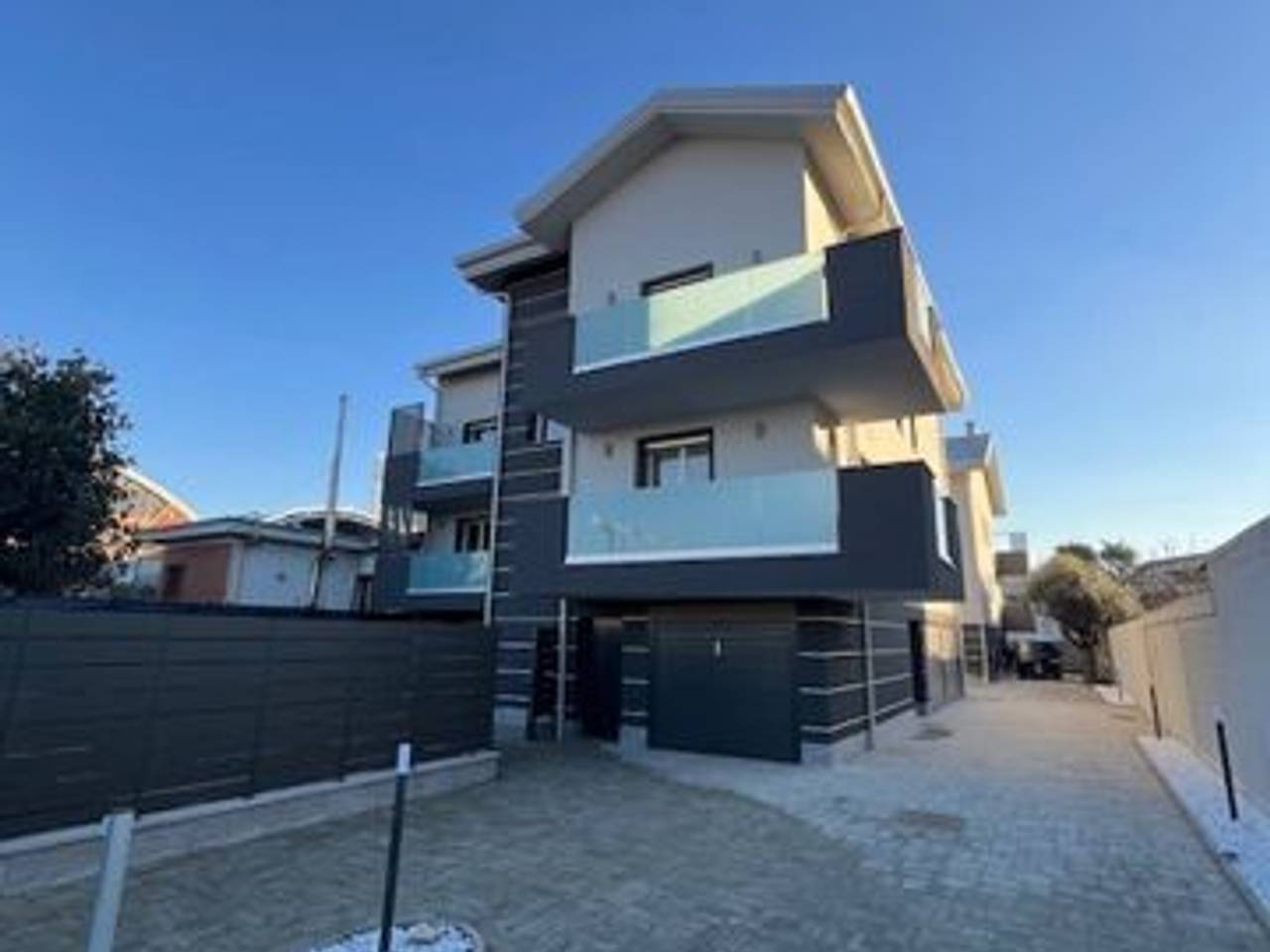 appartamento in vendita a Nova Milanese