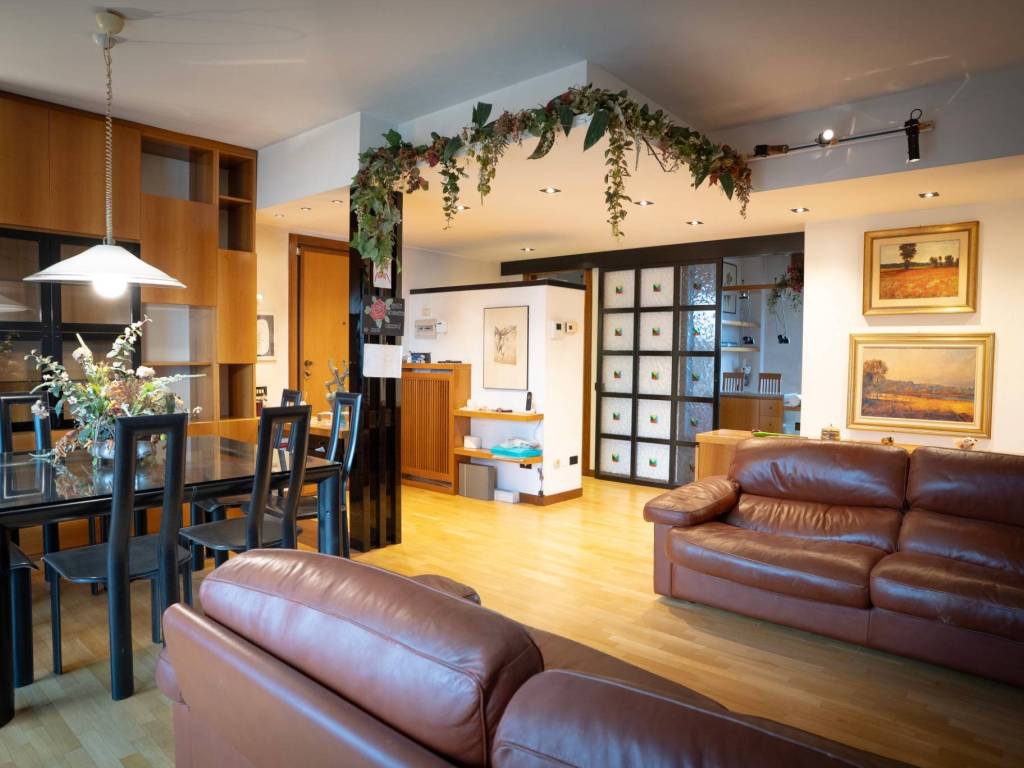 appartamento in vendita a Nova Milanese