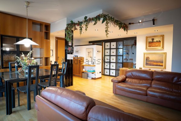 appartamento in vendita a Nova Milanese