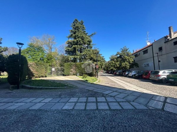 locale di sgombero in vendita a Nova Milanese