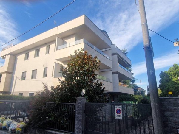 appartamento in vendita a Nova Milanese