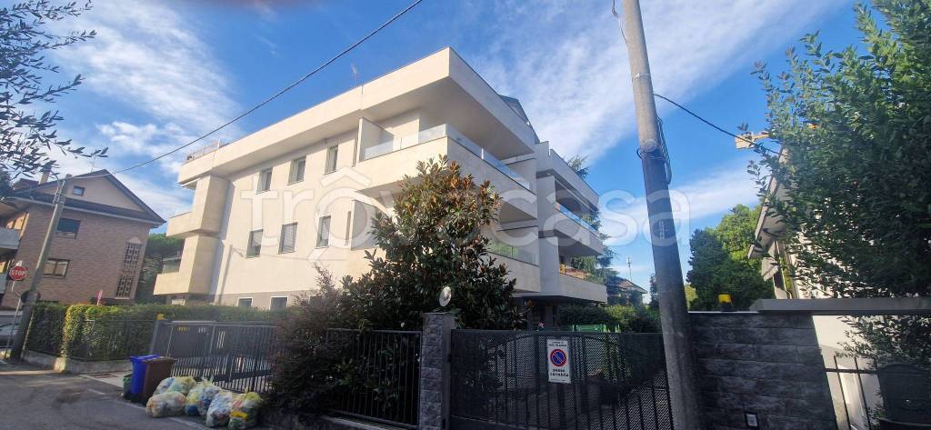 appartamento in vendita a Nova Milanese