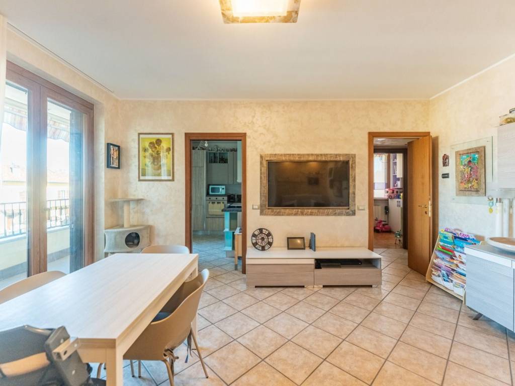 appartamento in vendita a Nova Milanese