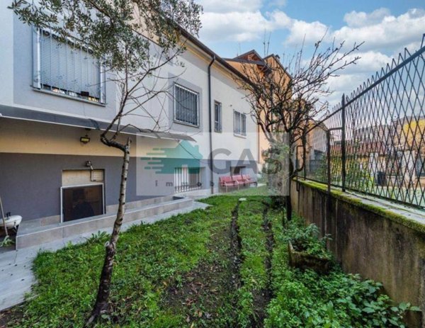 appartamento in vendita a Nova Milanese