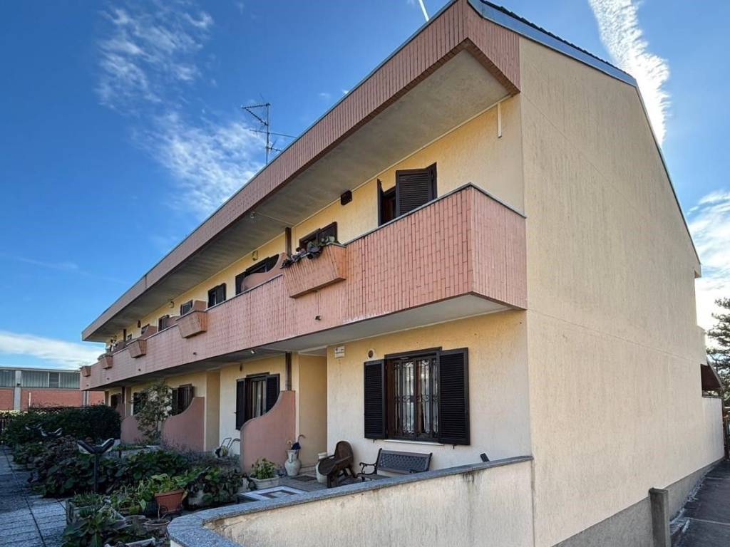 casa indipendente in vendita a Nova Milanese