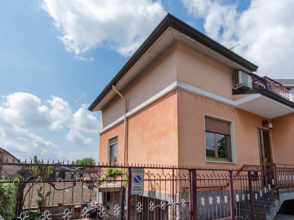 appartamento in vendita a Nova Milanese
