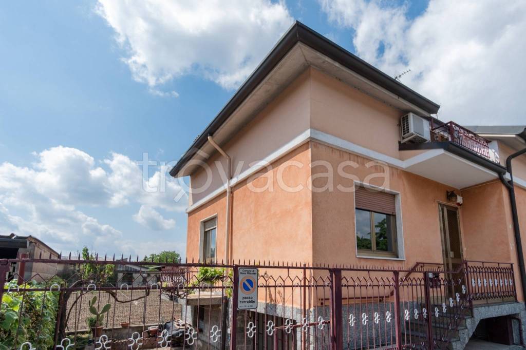 casa indipendente in vendita a Nova Milanese