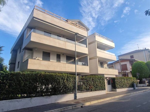 appartamento in vendita a Nova Milanese