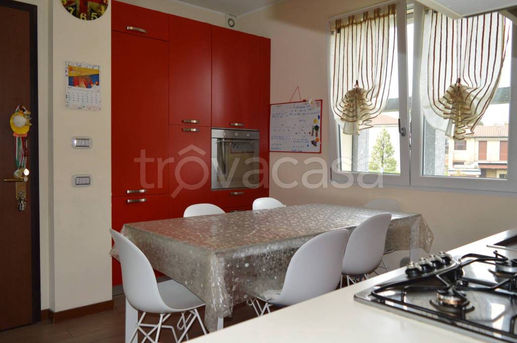 appartamento in vendita a Nova Milanese