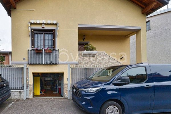 casa indipendente in vendita a Nova Milanese