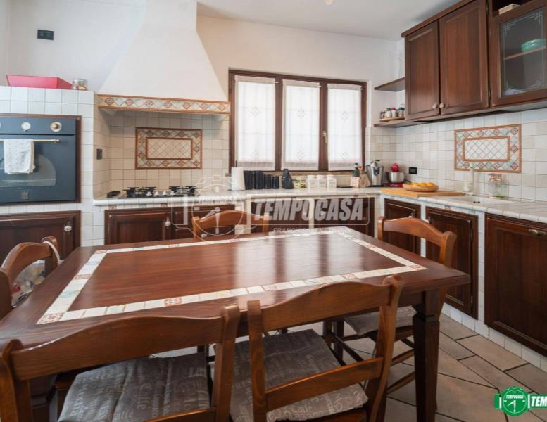 casa indipendente in vendita a Nova Milanese