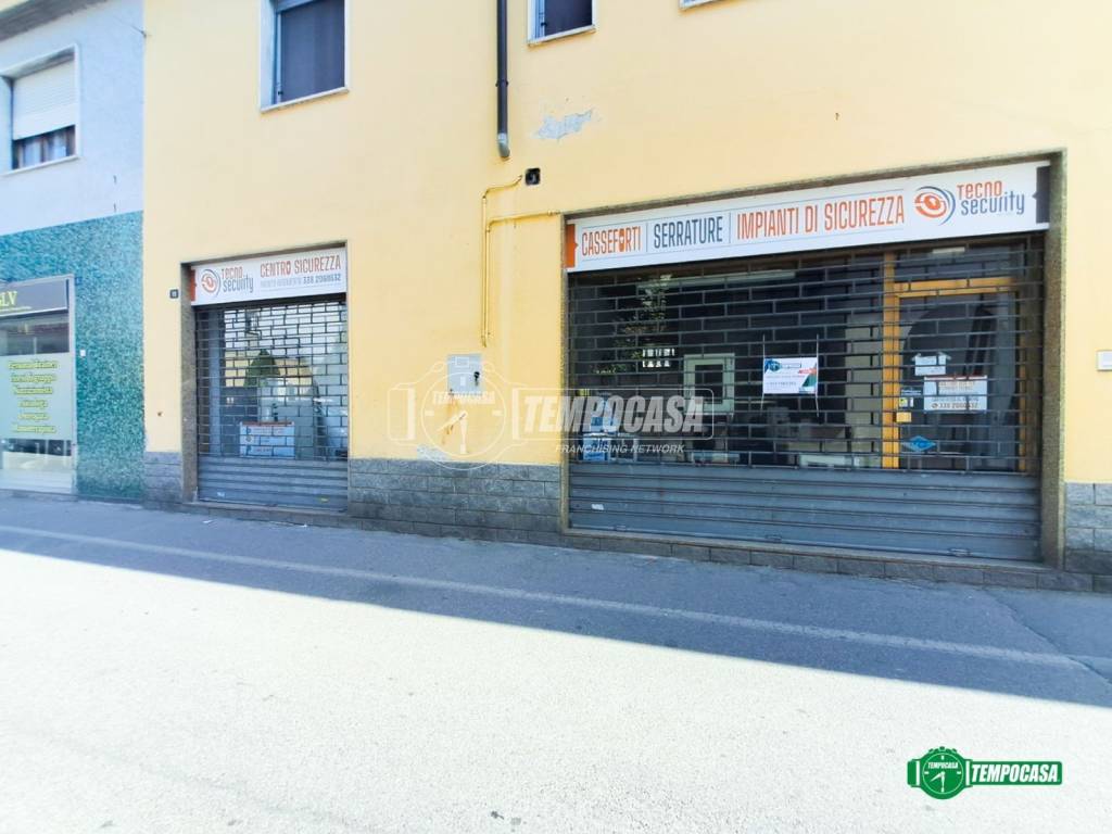 negozio in vendita a Nova Milanese