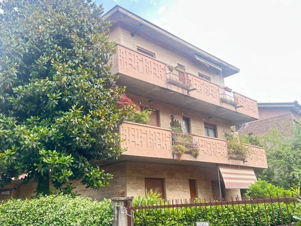 appartamento in vendita a Nova Milanese