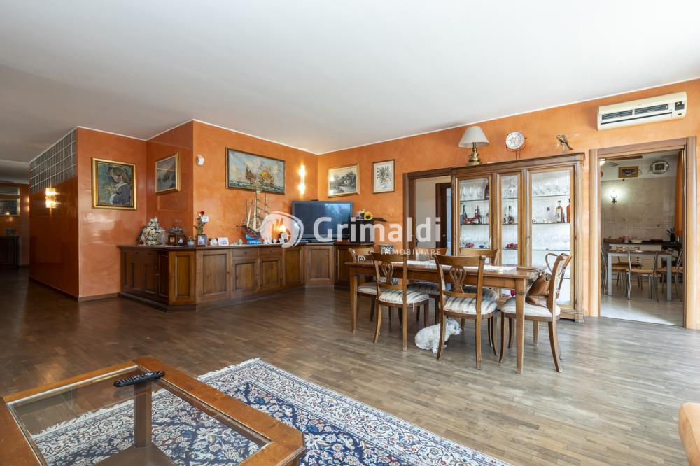 appartamento in vendita a Nova Milanese