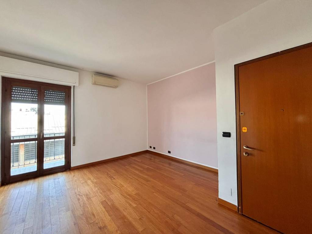 appartamento in vendita a Nova Milanese