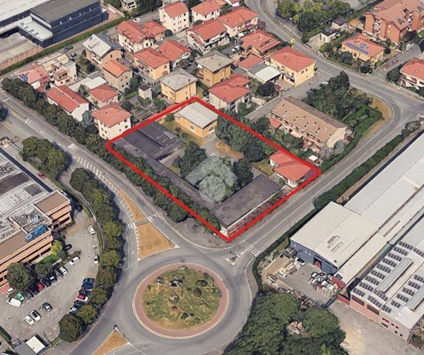 capannone in vendita a Nova Milanese