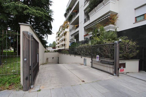 appartamento in vendita a Nova Milanese