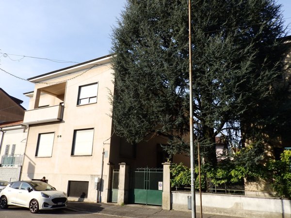 appartamento in vendita a Nova Milanese