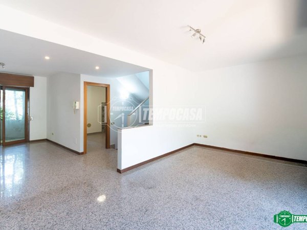 casa indipendente in vendita a Nova Milanese