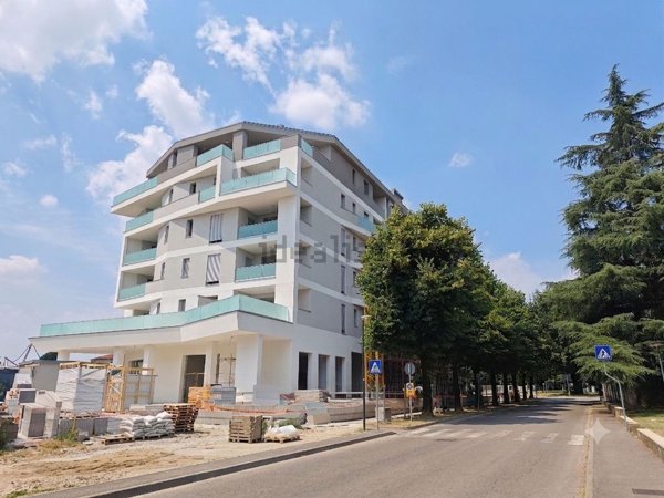 appartamento in vendita a Nova Milanese