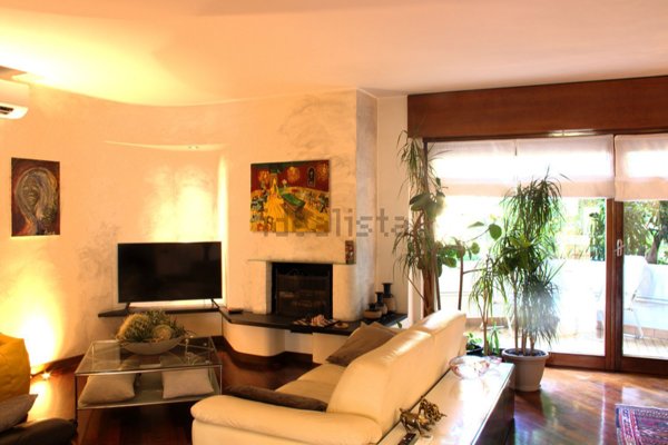 appartamento in vendita a Nova Milanese