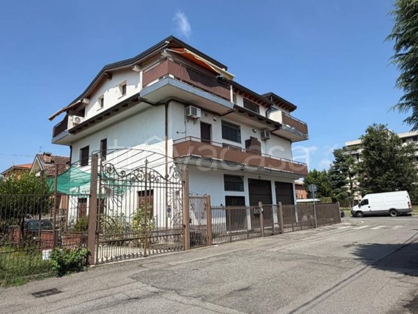 appartamento in vendita a Nova Milanese