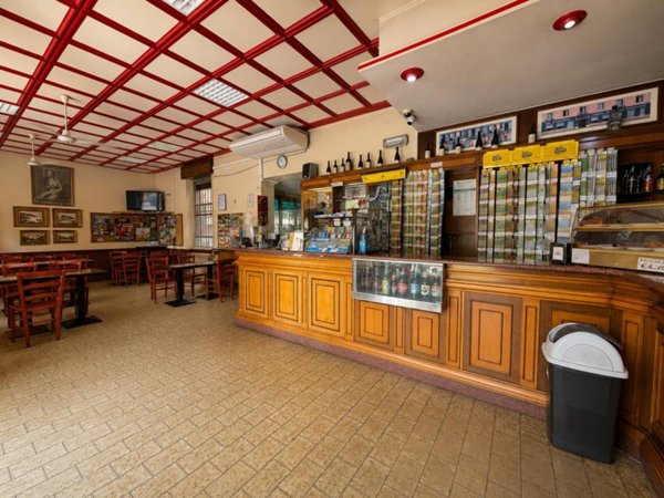 negozio in vendita a Nova Milanese