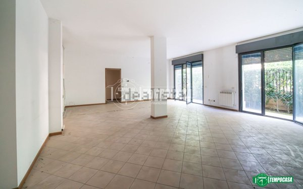 ufficio in vendita a Nova Milanese
