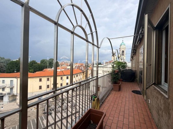 appartamento in vendita a Nova Milanese